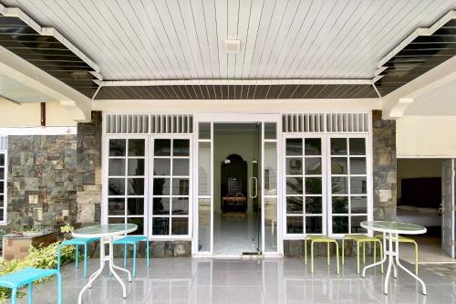 Imagen de la galería de RedDoorz Syariah at RPCC Rantauprapat, en Rantauprapat