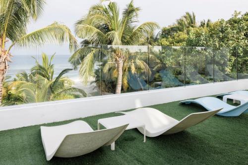Giardino di EQ SURF RETREAT