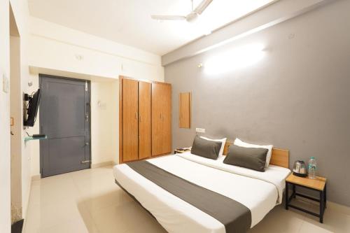 Postel nebo postele na pokoji v ubytování Inn34 By Blessings Hospitality