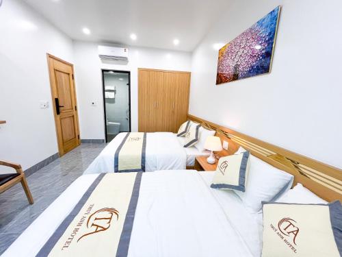 Katil atau katil-katil dalam bilik di Thuy Anh Hotel