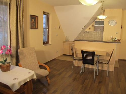 Posedenie v ubytovaní Apartament Wika - Pod Aniołem