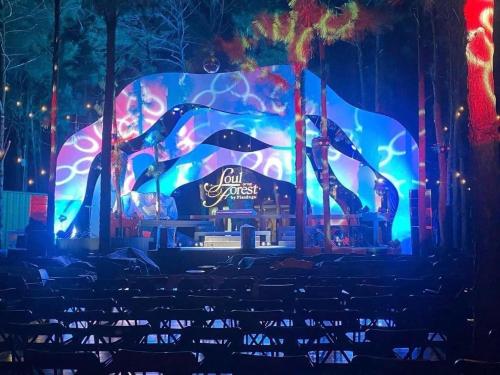 a stage with a sign that reads full forest at FLAMIGO Đại Lải - Villa Tự Doanh in Phúc Yên