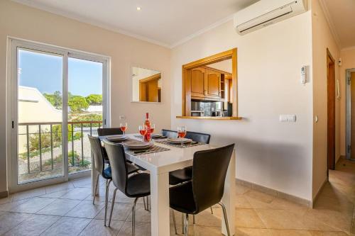 99b Aldeia Golfmar - Superb 2 bedroom Apartment