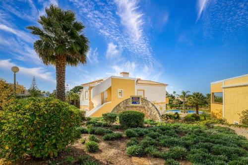 99b Aldeia Golfmar - Superb 2 bedroom Apartment