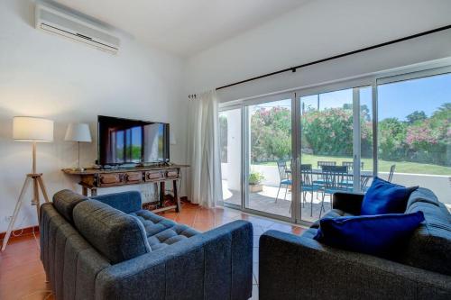 Casa Ninho - Spacious 5 bedroom villa