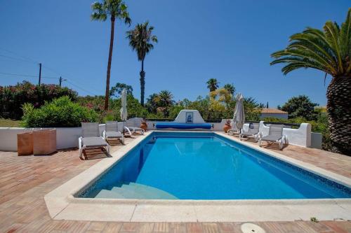 Casa Ninho - Spacious 5 bedroom villa