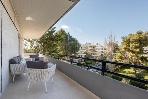 Elegant & Roomy 3-Bedroom Apartment in the Heart of Glyfada
