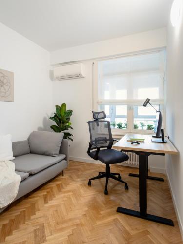 CLARAVAL - Apartamento con Despacho en Chamberí, Madrid