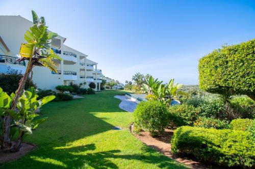 42 Presa do Moura - Elegant 2-Bedroom Townhouse