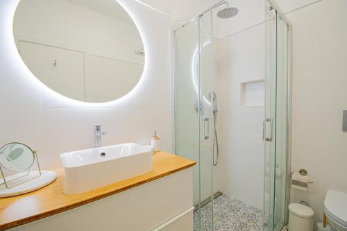 Casa Mel - Stylish 3-Bed Townhouse with Pool