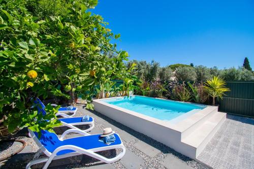 Casa Colmeia - Charming 2-Bedroom Cottage