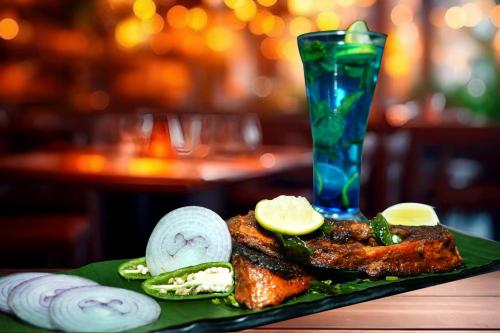 Jídlo v hotelu nebo okolí