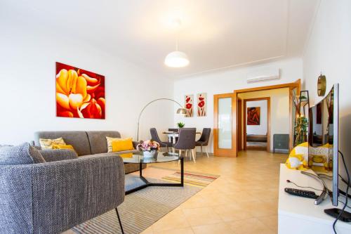 Casa Happiness, swimming pool, fast WiFi, parking