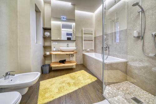 Ένα μπάνιο στο Apartment Heinz