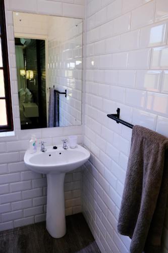 Ένα μπάνιο στο White Swan Guesthouse