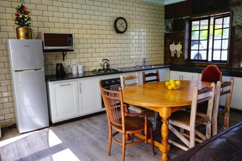 Η κουζίνα ή μικρή κουζίνα στο White Swan Guesthouse