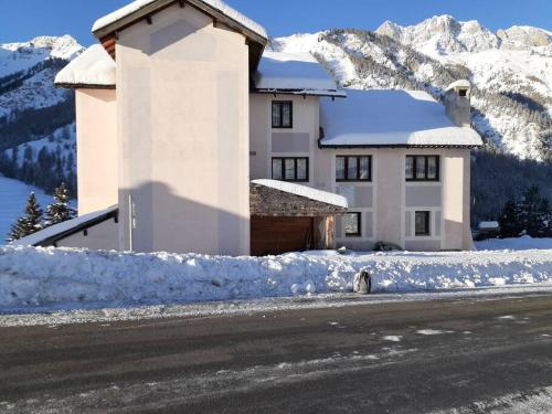 Nespecifikovaný výhled na hory nebo výhled na hory při pohledu z apartmánu