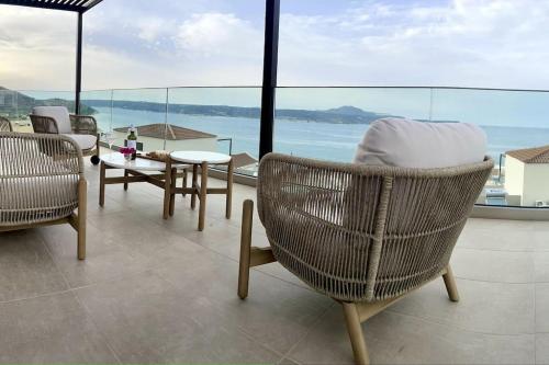 Luxury Sunset Villa with Private Pool & Sea Views