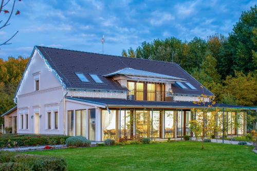 Málnaliget Rendezvényház