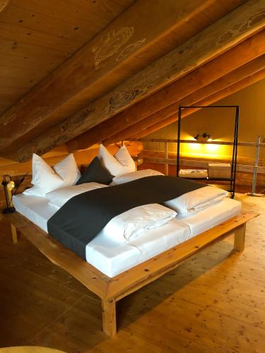 Ένα ή περισσότερα κρεβάτια σε δωμάτιο στο Seyberth´s Chalet