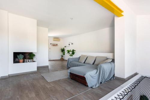 Maison Moderne avec Piscine
