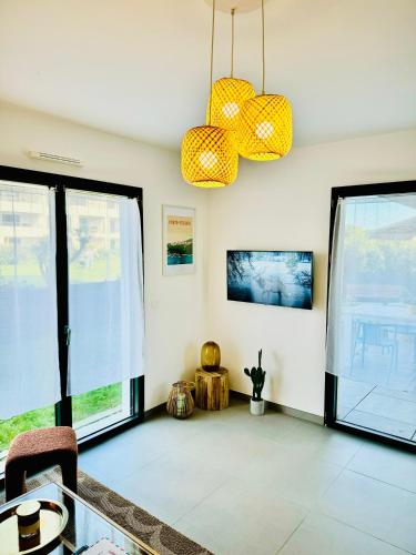 DOMAINE D'ARCA, T2 JARDIN PRIVE/PISCINE/TENNIS