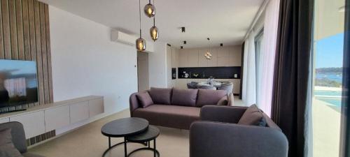 Apartments Mark 1