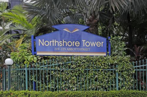 Certificado, premio, señal o documento que está expuesto en The Condo at Northshore Tower
