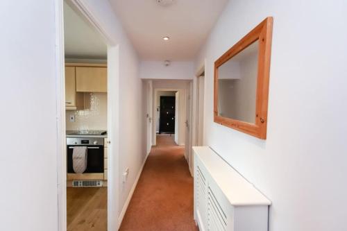 Snowberry Close - Contractors Long Stay by ShortStayUK photo 23