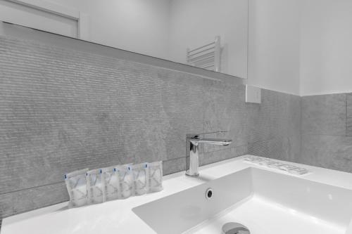 CE155 -San Siro - New House -