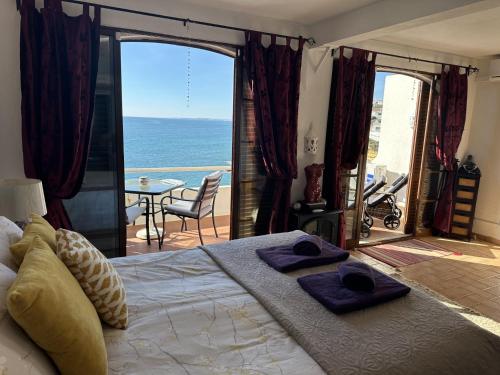 Ocean & Beach View