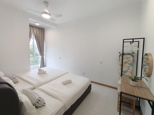 Ein Bett oder Betten in einem Zimmer der Unterkunft Dream 6 Emerald avenue