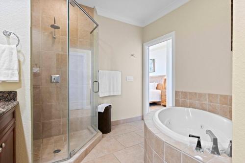 Ένα μπάνιο στο Beach Club Gulf Front 3B Condo - 1803