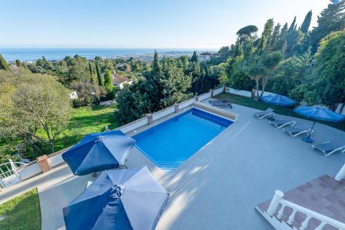 Stunning Villa with Panoramic Views of the Med