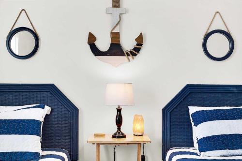 Lighthouse Point Rental 6Aにあるベッド