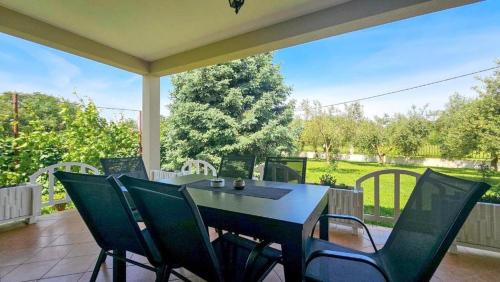 Joy Holiday Home - A Relaxing Getaway