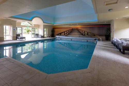Bazén v ubytování Albrighton Hall Hotel and Spa, a member of Radisson Individuals nebo v jeho okolí