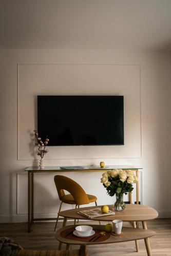 Home Triana 407