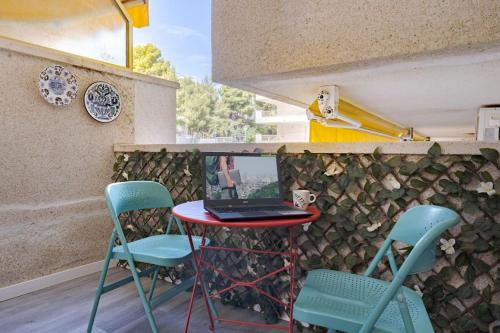 Salou (3pax) Charm Cozy Lovely AC WiFi