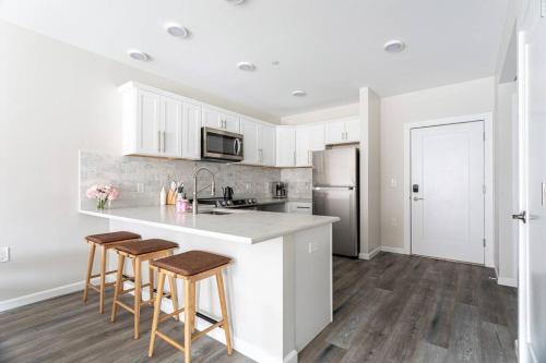 Η κουζίνα ή μικρή κουζίνα στο Stylish Yale Wooster Square Downtown Laundry