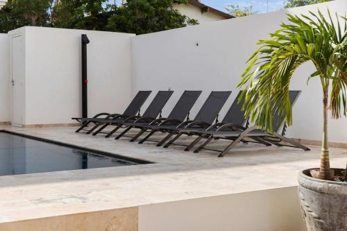 Πισίνα στο ή κοντά στο Bonaire Beach Apartment 3 with communal pool and diving facilities