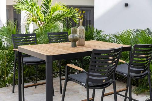 Φωτογραφία από το άλμπουμ του Bonaire Beach Apartment 10 with communal pool and diving facilities σε Κράλεντικ