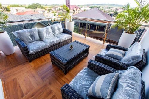Posezení v ubytování Plum Royal Estates - Penthouse Suite