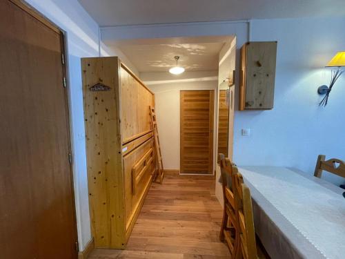 2 pièces rénové au pied des pistes, exposé Sud-Ouest