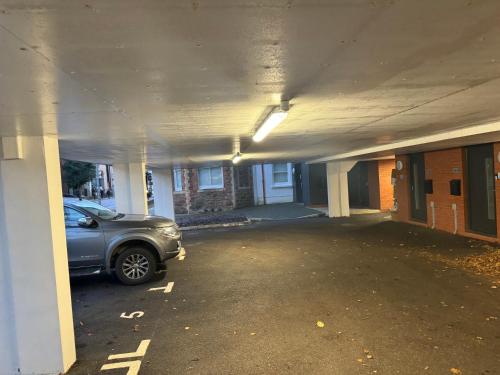 The Duplex at Sophia Mews with free parking photo 7