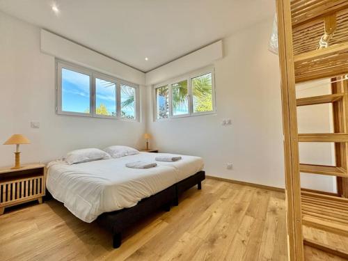 Villa Florida, Apt 8 prs, Piscine, Clim, Parking