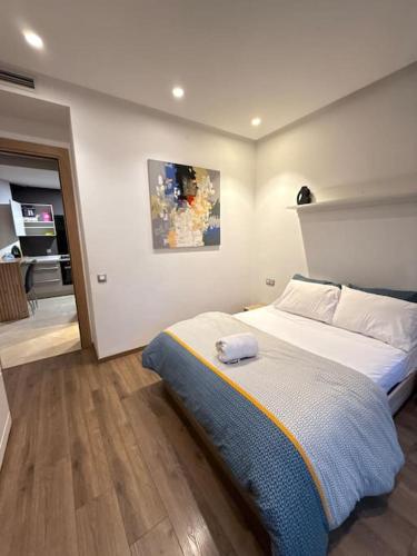 Ideal home away from homeにあるベッド