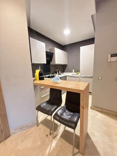 Ideal home away from homeにあるキッチンまたは簡易キッチン