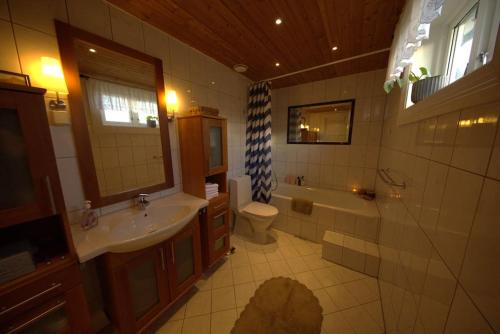Ένα μπάνιο στο Å i Lofoten, familievennlig hus i idylliske omgivelser