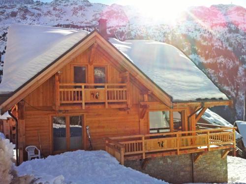 冬のLuxurious Chalet in Vaujany French Alps with Balconyの様子